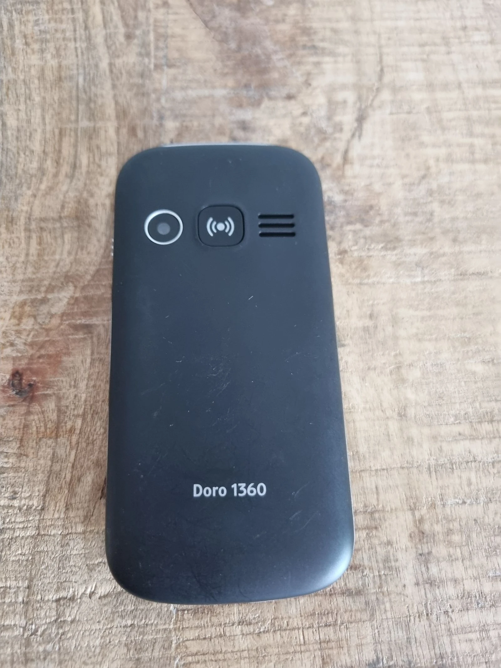 Doro 1360 senior mobile phone – Very good condition – With dock – photo 8